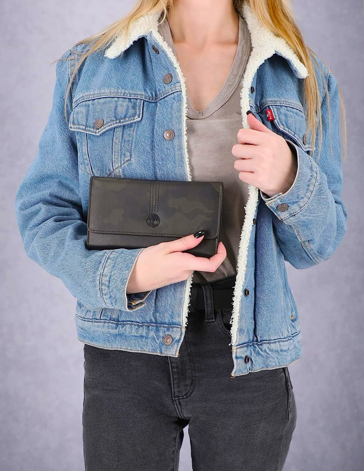 Levis wallets best sale for womens